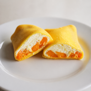 Mlyntsi with creme-cheese and mango, 6pcs.