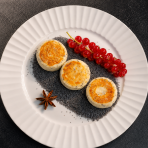 Syrnyky with poppy seeds and cherries, 10 pcs.